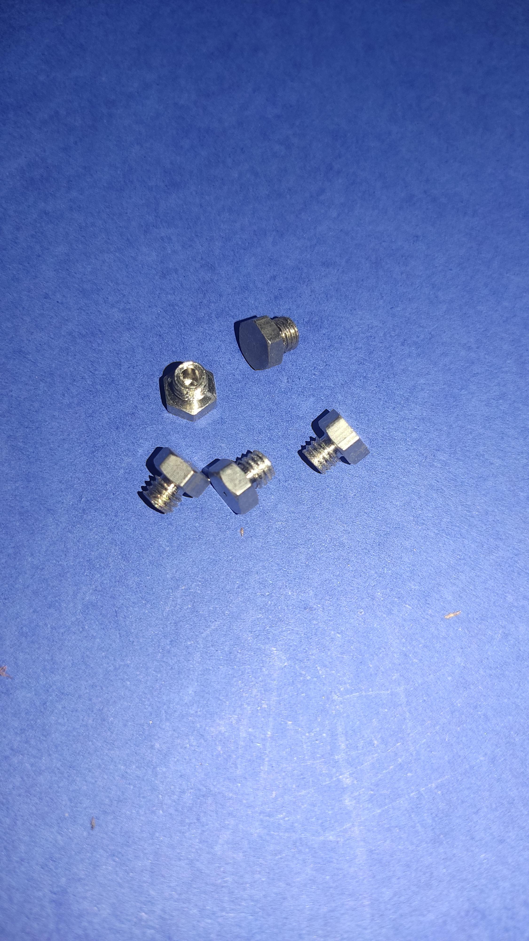 TAPÓN PARA VÁLVULAS