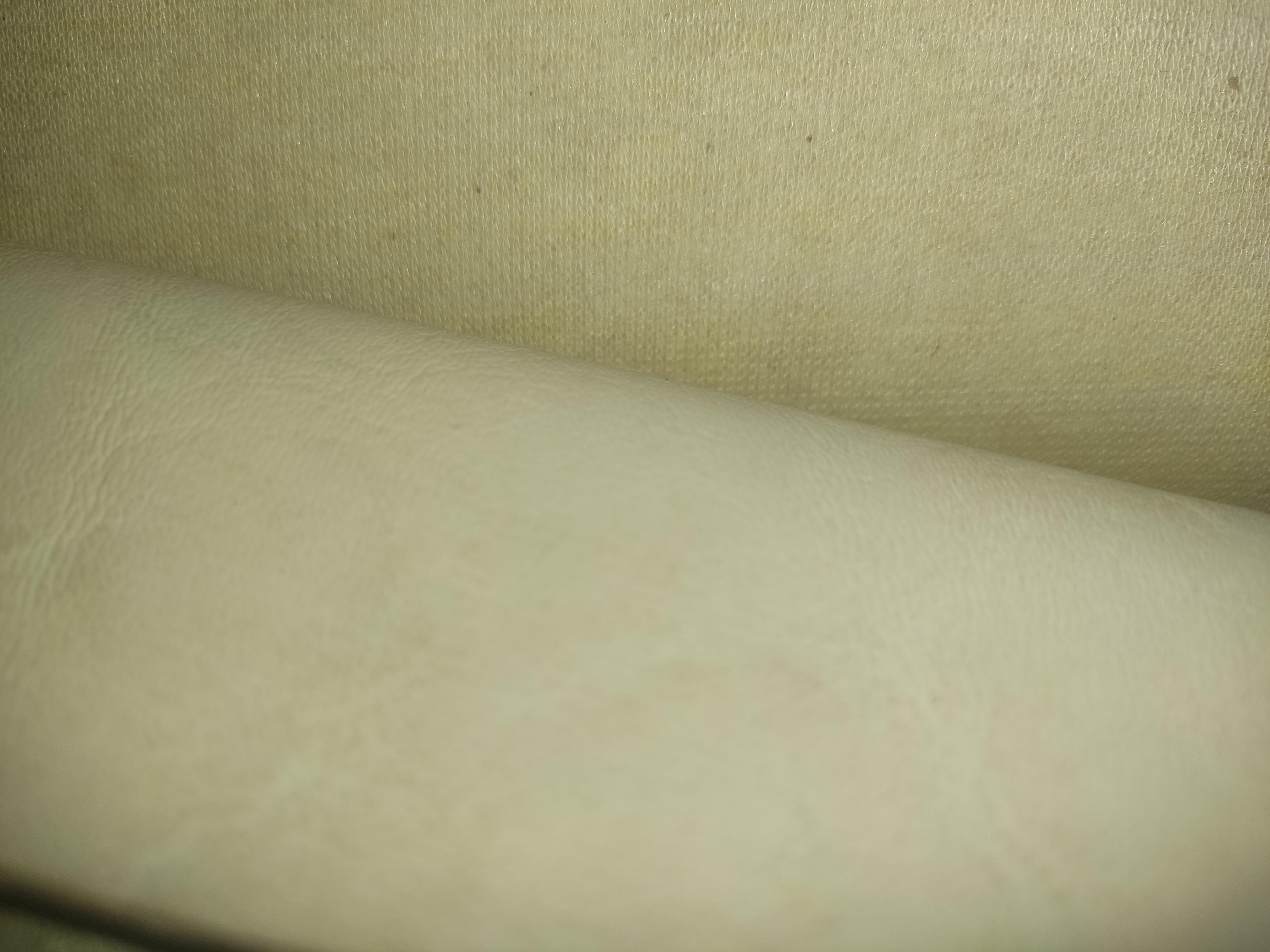 TAPIZ EN ROLLO BLANCO